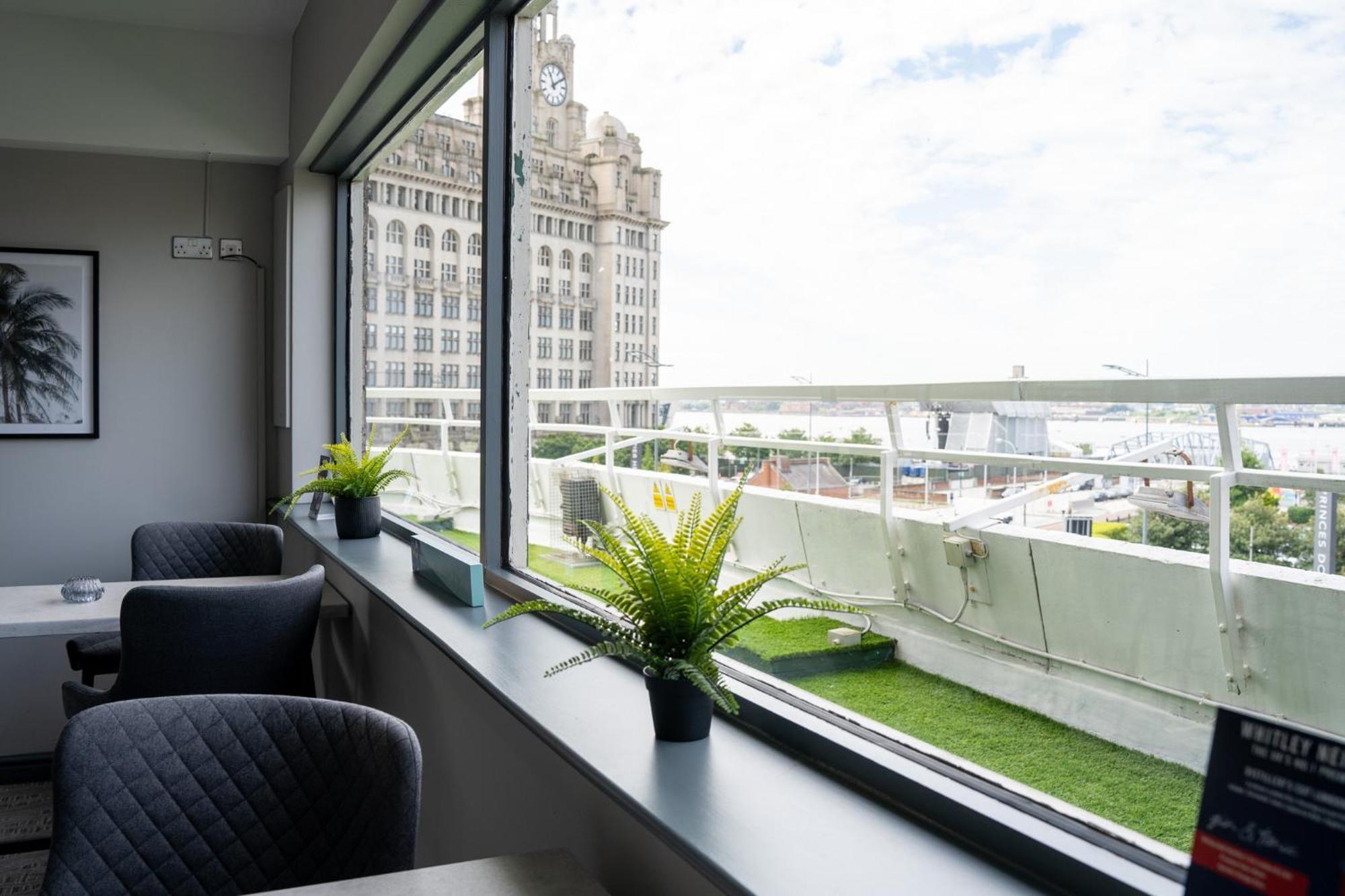 Mercure Liverpool Atlantic Tower Hotel Exteriör bild